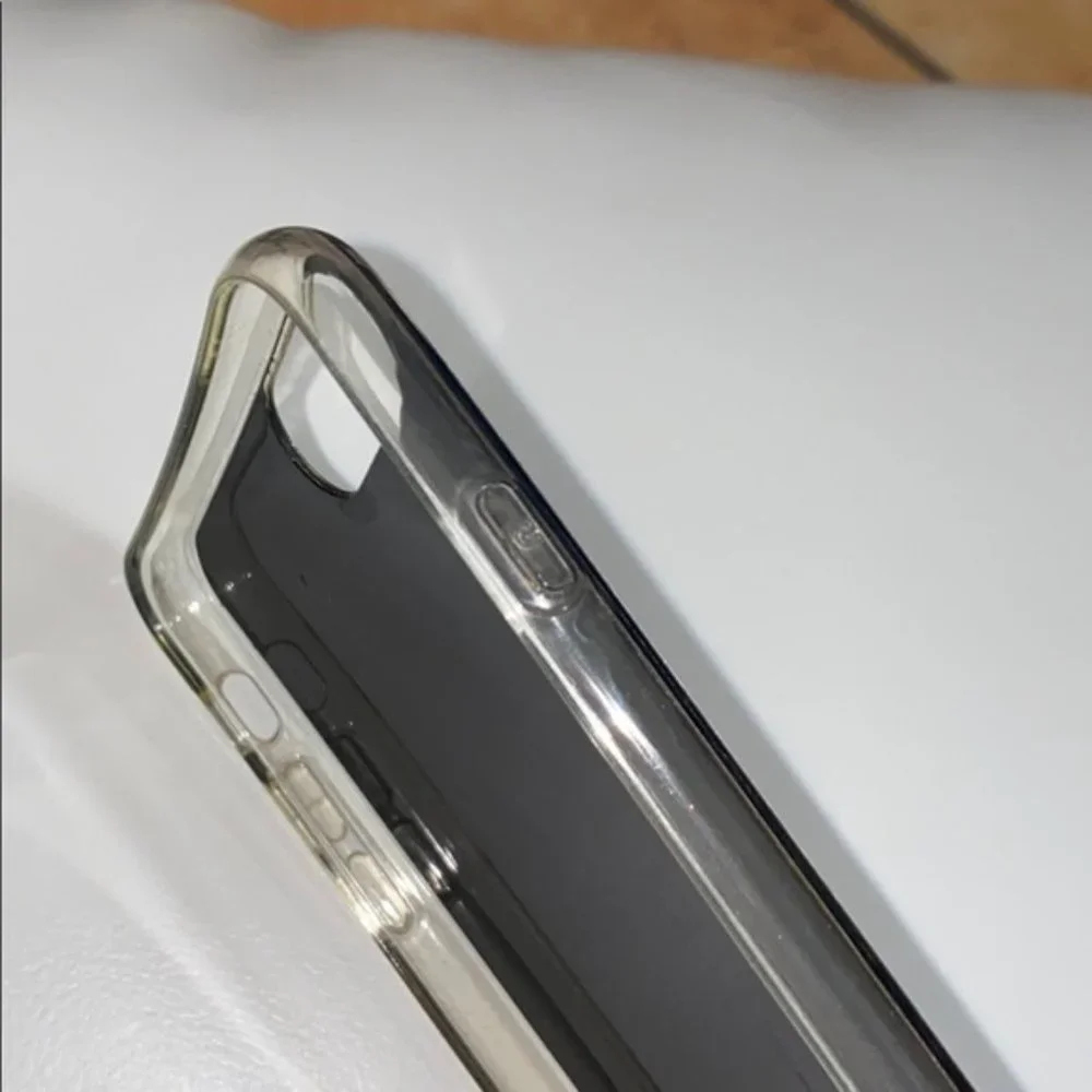 iPhone 8 Plus cases bundles - Picture 7 of 12